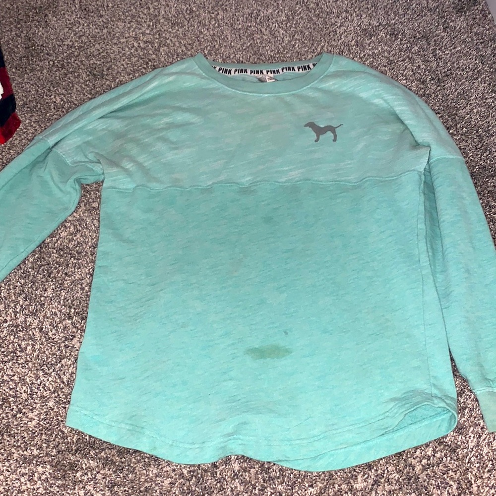 Vs pink shirt